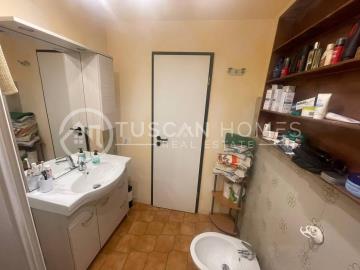 photo_5764683961027201933_y--1-