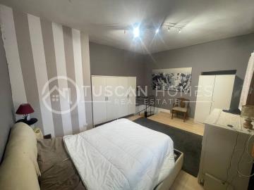 photo_5764683961027201934_y