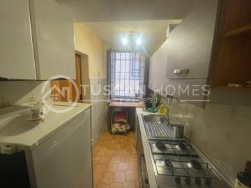 photo_5764683961027201945_y