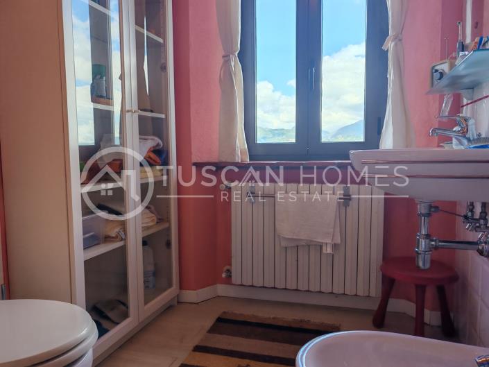 Image No.7-2 Bed Townhouse for sale