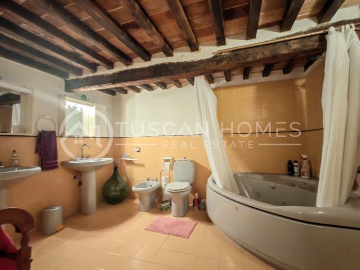 Image No.6-3 Bed Townhouse for sale