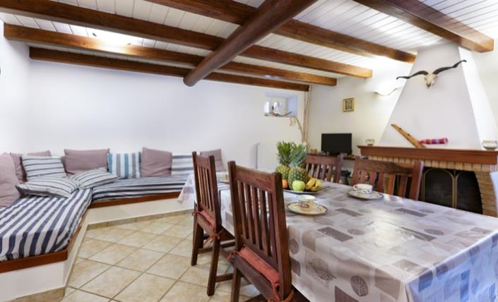 Image No.17-2 Bed Country House for sale