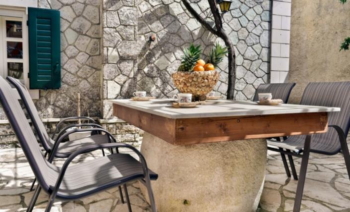 Image No.9-2 Bed Country House for sale