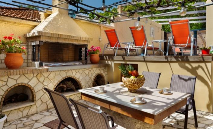 Image No.11-2 Bed Country House for sale