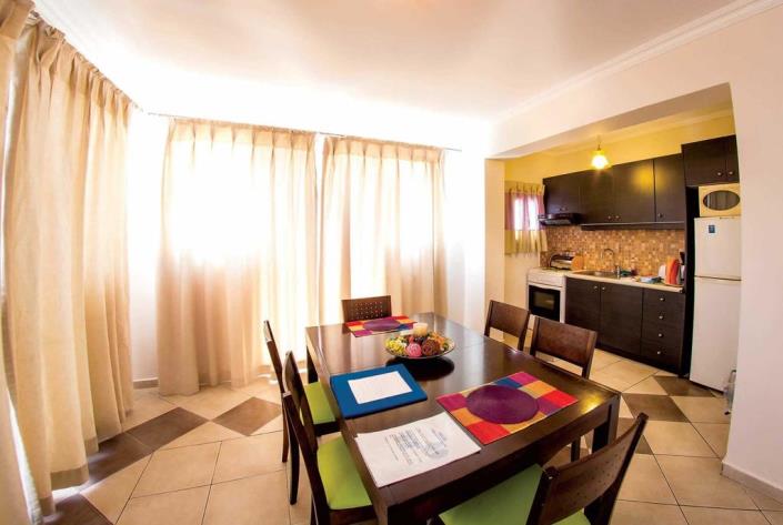 Image No.10-2 Bed House/Villa for sale