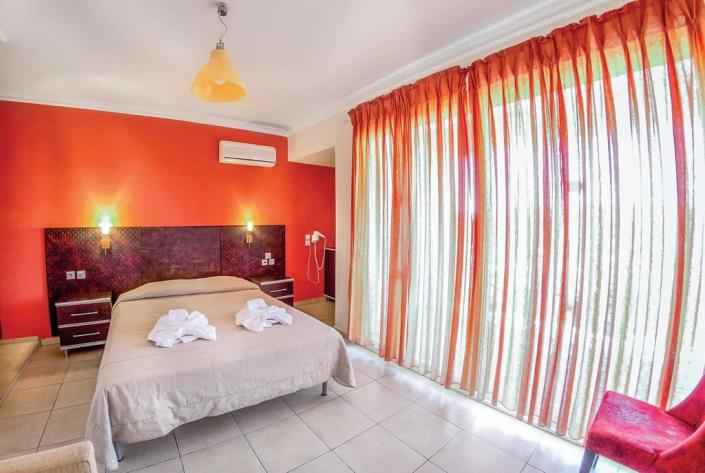 Image No.13-2 Bed House/Villa for sale