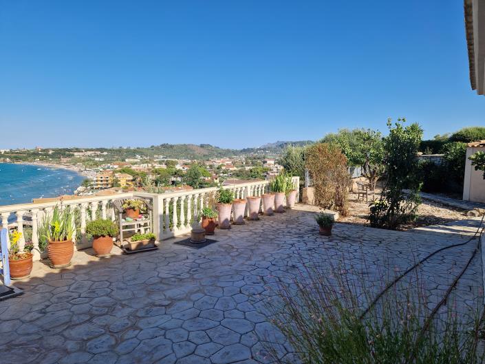 Image No.6-1 Bed Villa for sale