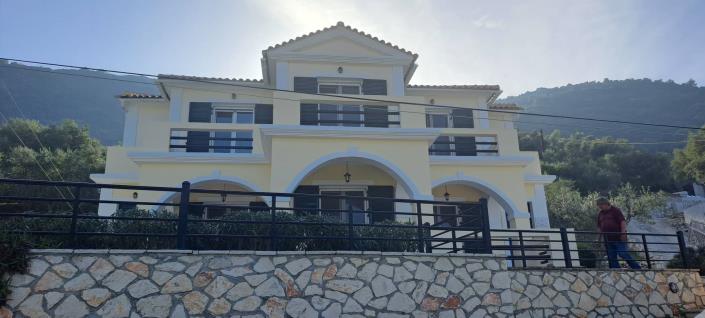 Image No.10-4 Bed House/Villa for sale