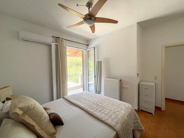 Image No.45-3 Bed House for sale