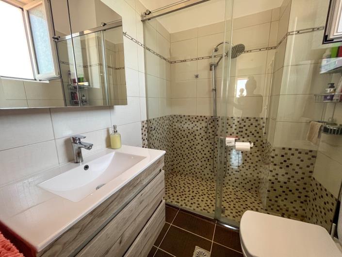 Image No.48-3 Bed House for sale