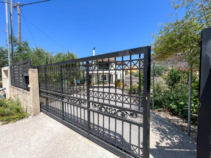 Image No.6-3 Bed House for sale