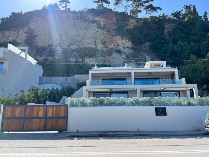 Image No.5-4 Bed Villa for sale