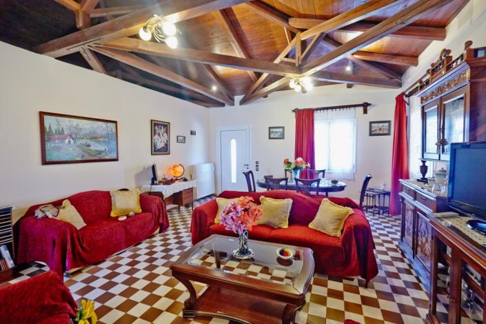 Image No.15-2 Bed Country House for sale