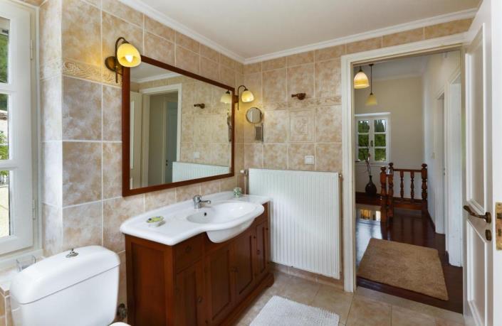 Image No.39-8 Bed Villa for sale