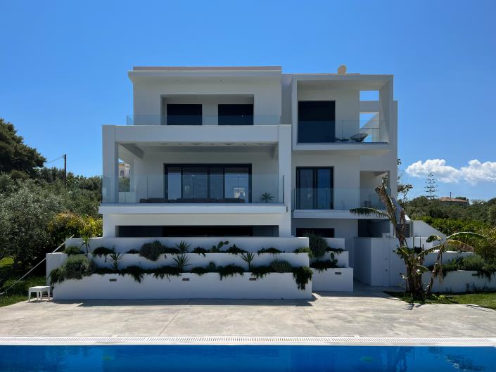 Image No.3-5 Bed Villa / Detached for sale