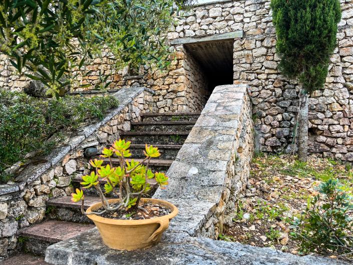 Image No.18-3 Bed Villa / Detached for sale