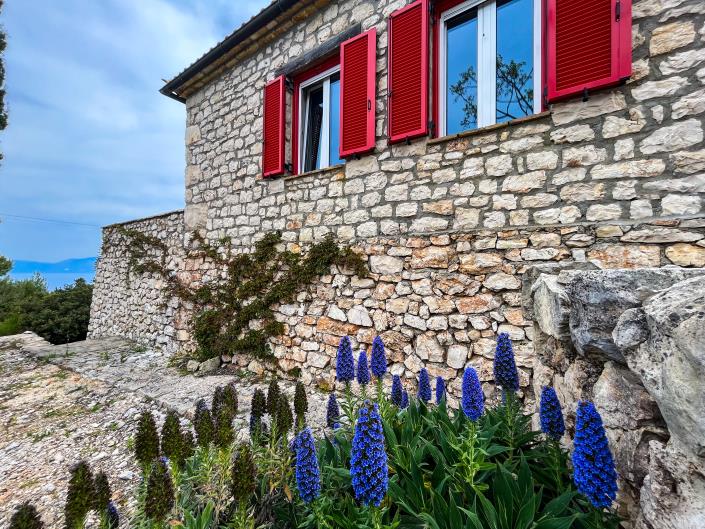 Image No.39-3 Bed Villa / Detached for sale