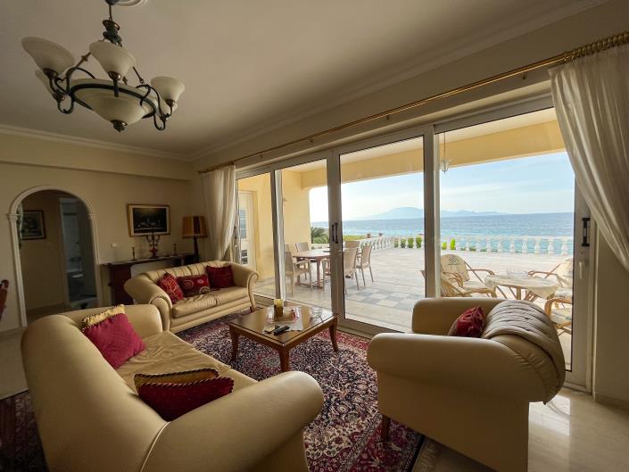 Image No.34-5 Bed Villa for sale