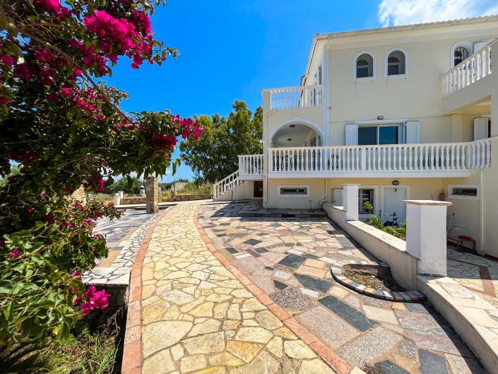 Image No.12-5 Bed Villa for sale