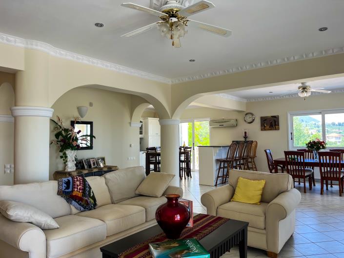 Image No.17-5 Bed Villa for sale