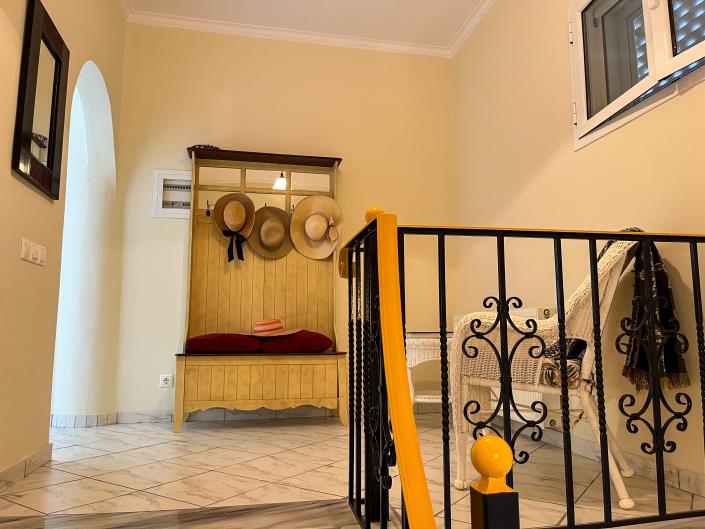 Image No.58-5 Bed Villa for sale