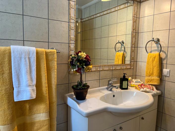 Image No.60-5 Bed Villa for sale