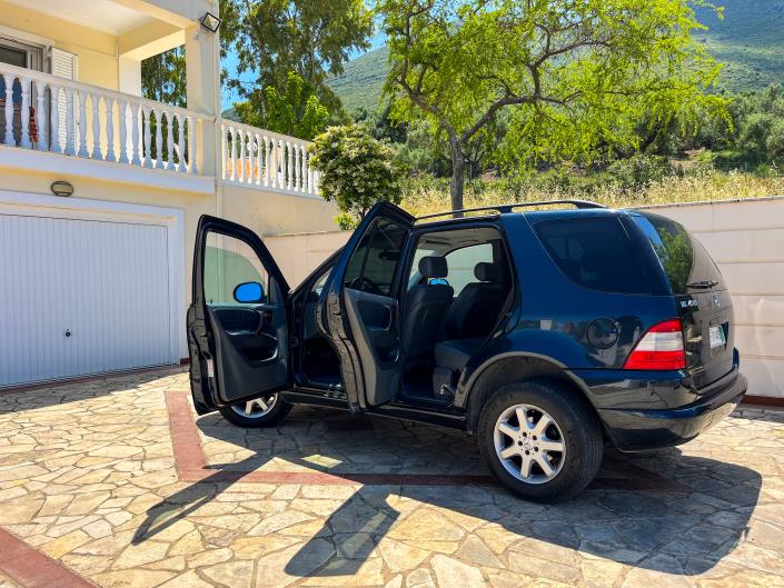 Image No.61-5 Bed Villa for sale