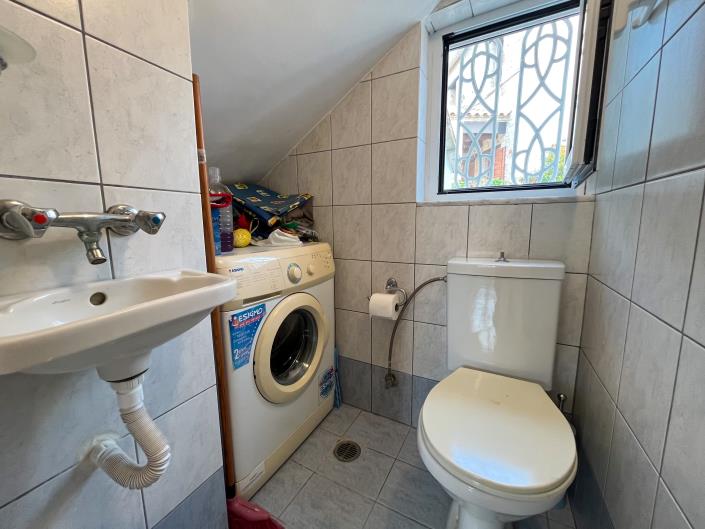 Image No.9-2 Bed Villa for sale