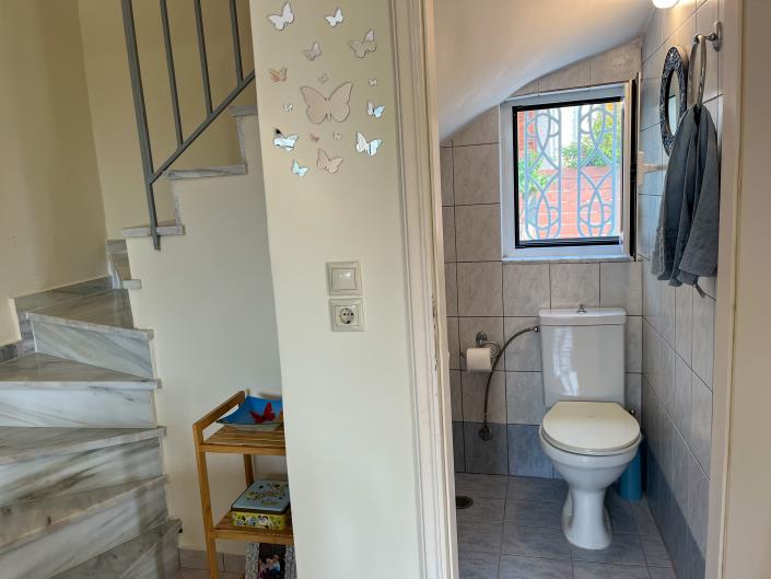 Image No.10-2 Bed Villa for sale