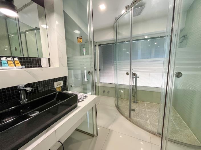 Image No.7-3 Bed Villa for sale