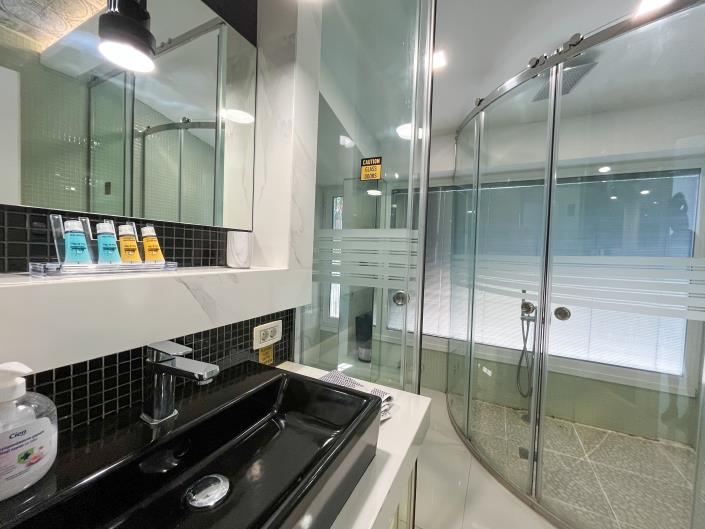 Image No.9-3 Bed Villa for sale