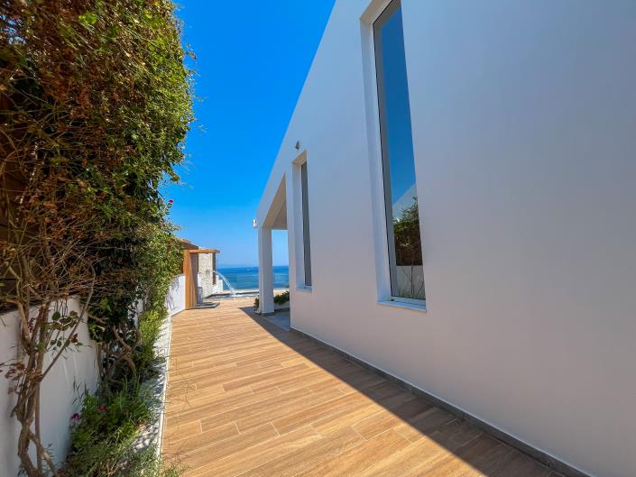 Image No.28-3 Bed Villa for sale