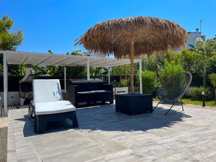 Image No.10-1 Bed Villa for sale