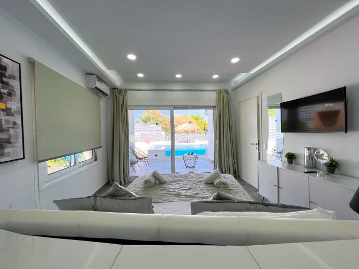 Image No.22-1 Bed Villa for sale