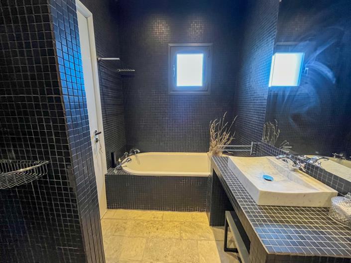 Image No.23-3 Bed Villa for sale