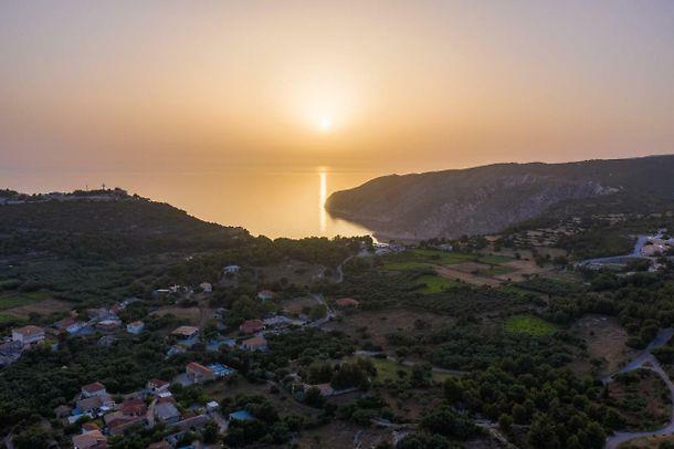 Image No.19-4 Bed Villa / Detached for sale