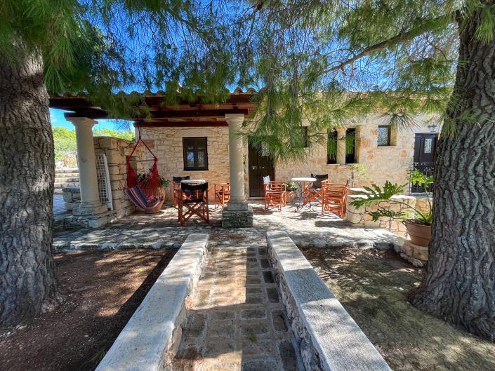 Image No.3-4 Bed Villa / Detached for sale