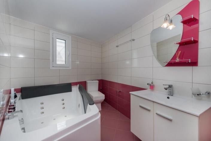 Image No.36-3 Bed Villa / Detached for sale