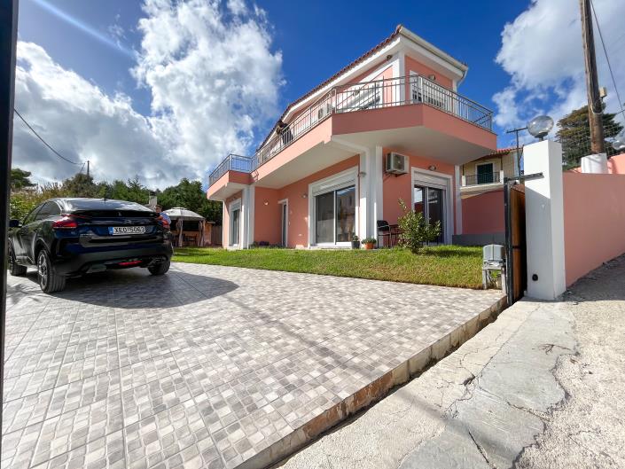 Image No.24-3 Bed Villa / Detached for sale