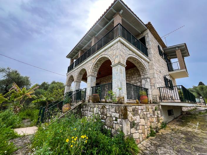 Image No.11-3 Bed Villa / Detached for sale