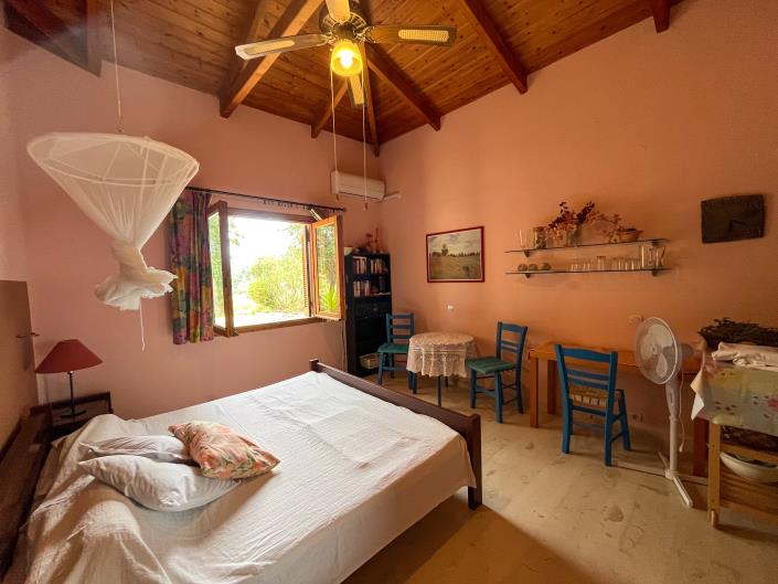 Image No.42-6 Bed Villa / Detached for sale