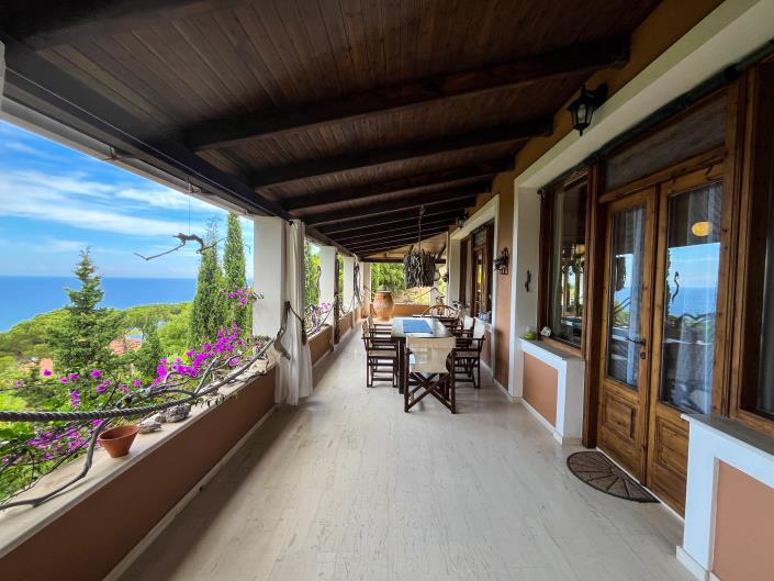 Image No.48-6 Bed Villa / Detached for sale