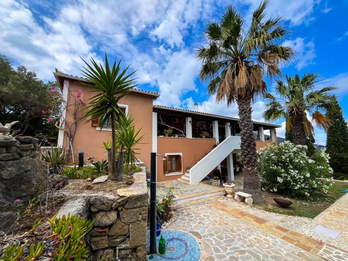 Image No.5-6 Bed Villa / Detached for sale