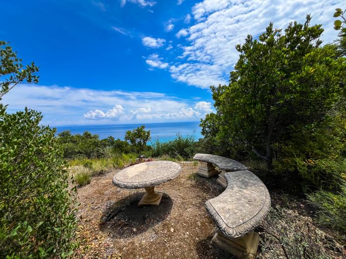 Image No.23-6 Bed Villa / Detached for sale