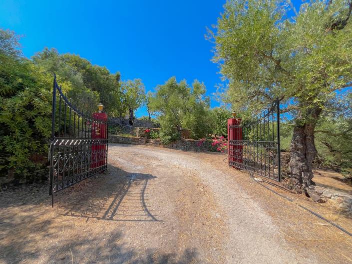 Image No.25-4 Bed House/Villa for sale