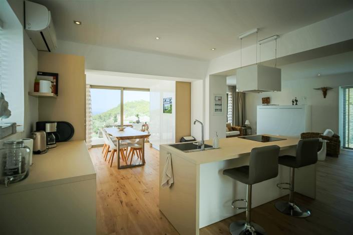 Image No.25-2 Bed Villa for sale