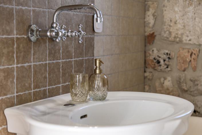 Image No.58-5 Bed Villa for sale