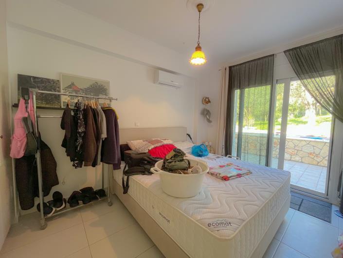 Image No.20-2 Bed Villa / Detached for sale