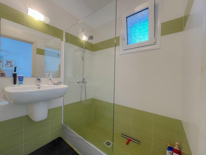 Image No.24-2 Bed Villa / Detached for sale