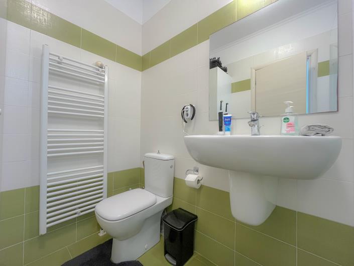 Image No.25-2 Bed Villa / Detached for sale